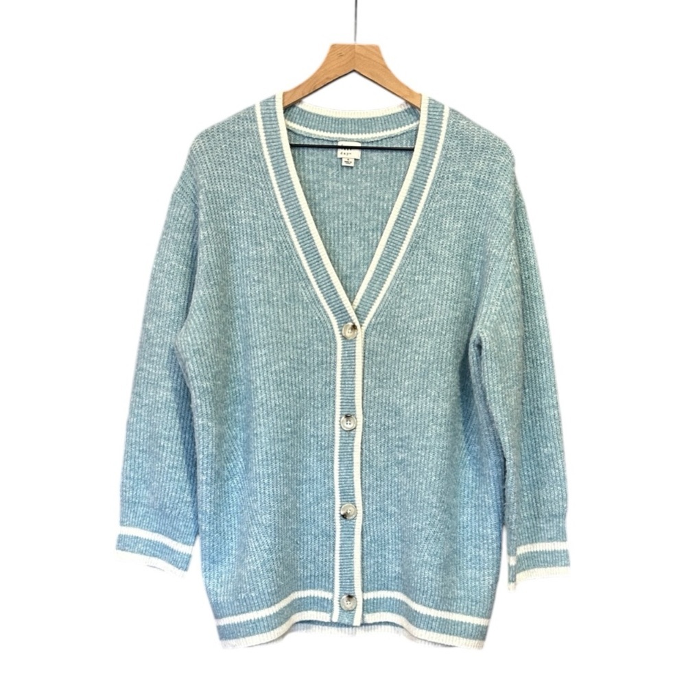 A New Day Light Blue Oversized Button-Up V-Neck Cardigan Sweater Varsity Small - Picture 3 of 10